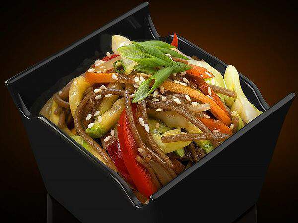 СУШИБОКС - Вок с овощами в кунжутном соусе