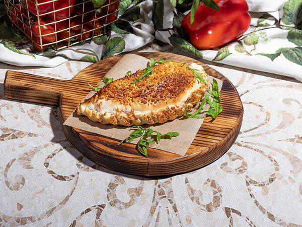 Перчини - Кальцоне с курицей и грибами