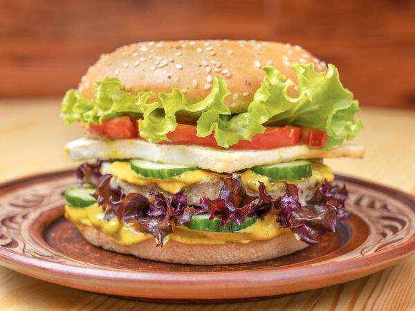 ZEN Vegan Burger - Индийский бургер