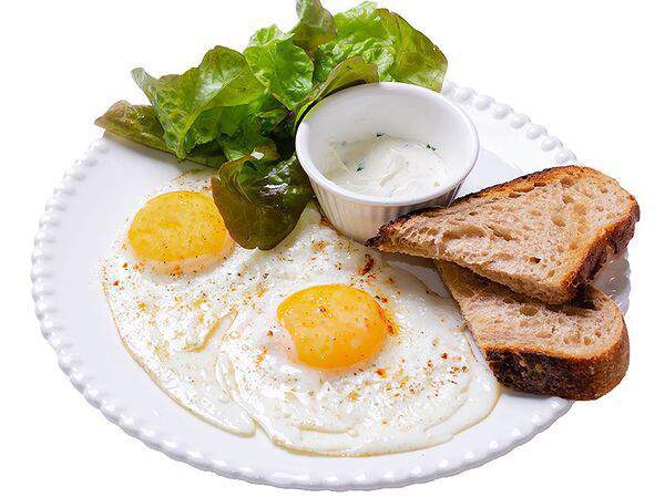 Кафе де Cалют - Завтрак Глазунья