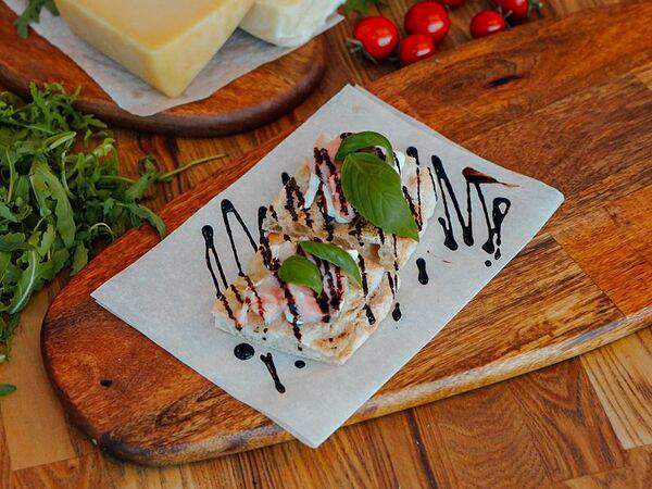 Duo Pizza & Wine - Брускетты с лососем