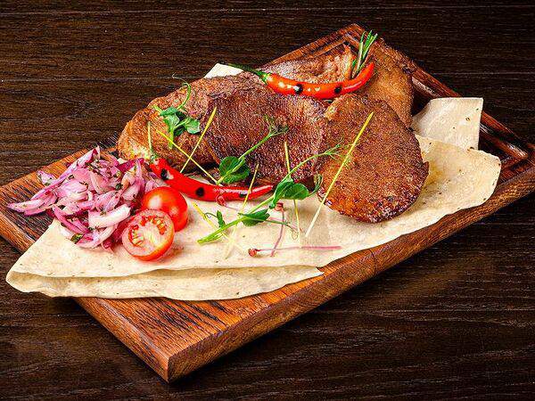 Гриль бутыль - Язык на углях