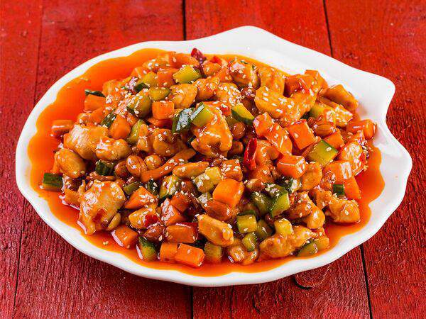 Девять драконов - Острая курица Гунбао