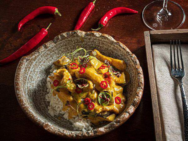 Гости рестопаб - Цыпленок карри