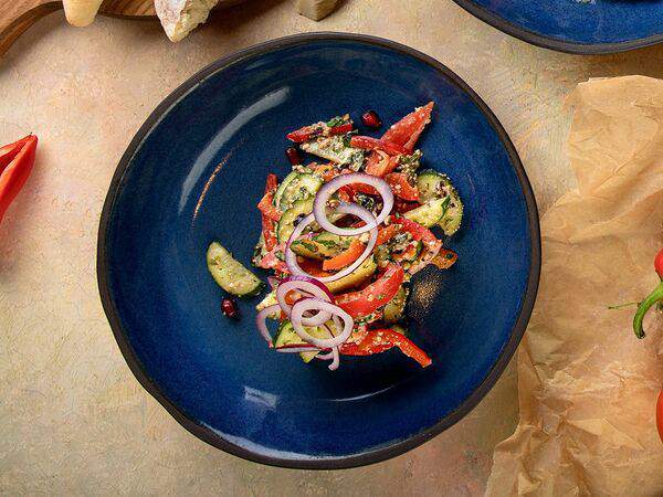 Антресоль - Овощной салат с орехами