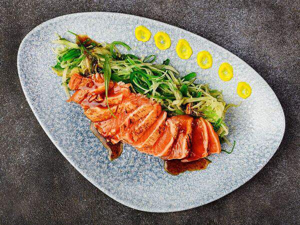 Sushi & More - Татаки лосось