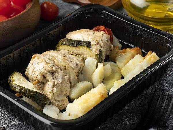 Твоя Еда - Шашлык из грудки и печеный картофель