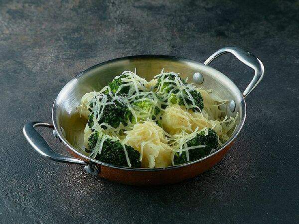 Двор Помидор - Брокколи и цветная капуста с пармезаном