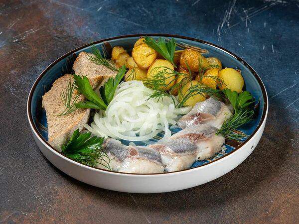 Тема Бар - Сельдь с молодым картофелем