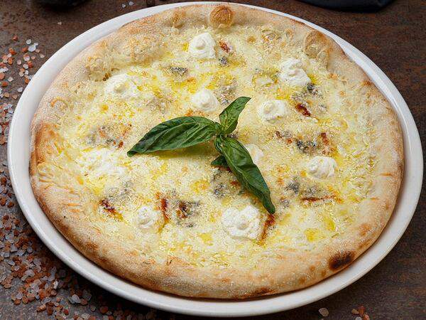 Fratelli - Пицца Четыре сыра