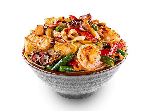 Белый рис - Удон с морепродуктами в устричном соусе