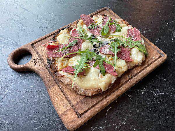 Пламя и вино - Пастрами, анчоусы и маслины