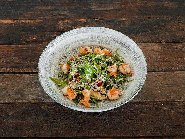 Гастробар Море - Руккола с креветками и пармезаном