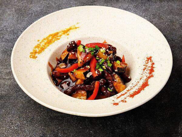 Sushi & More - Говядина с овощами в соусе Хой-Син