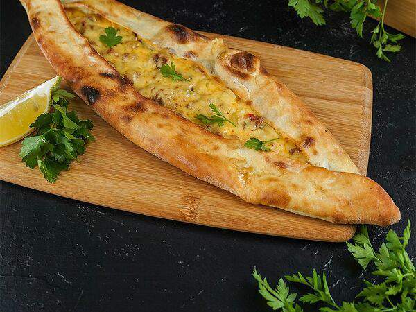 Tiger food - Пиде с мясом и сыром