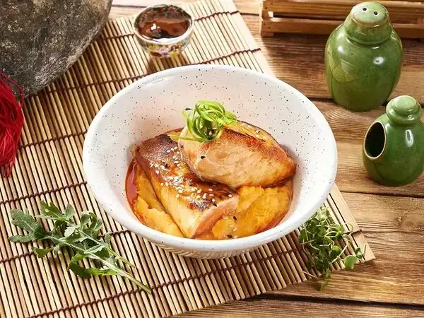 OmNomNom - Стейк из лосося