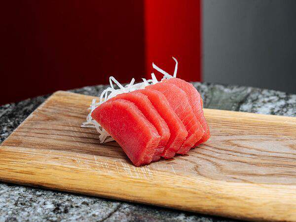 Ronny - Сашими тунец