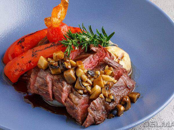 Кофейня №1 - Мраморная говядина на гриле с овощами