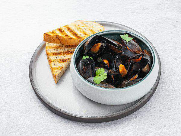 Port42 - Мидии на парах белого вина