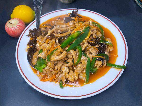 Лунзян - 109 Свинина в кисло-сладком соусе