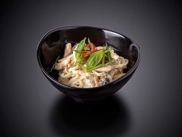 Фудзи - Удон с курицей в сливках