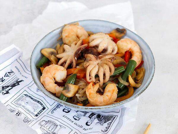 Poke Poke - Ширатаки с осминогом и креветками