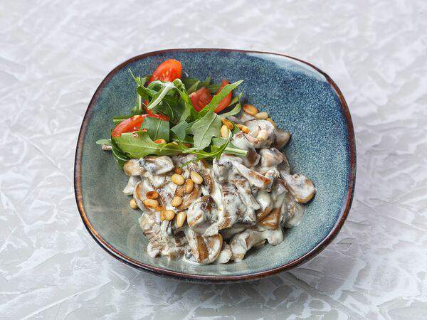 Чайхана Чайхауз - Салат с говяжьим языком