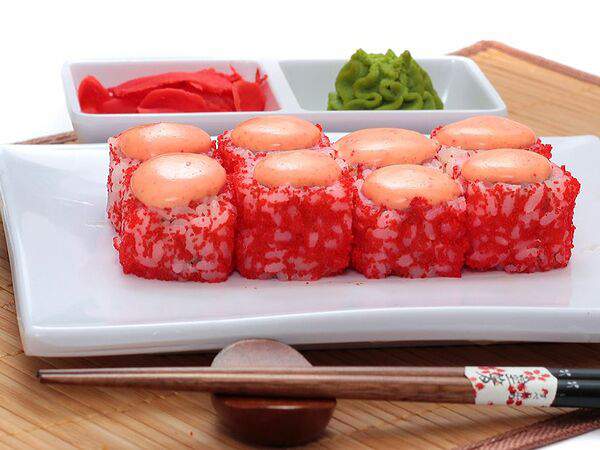 Sushiwoker - Ролл Калифорния запеченная острый