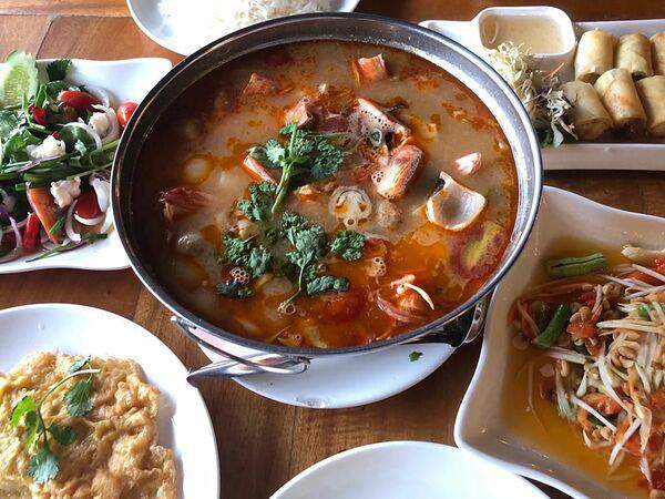 Chang noi - Суп Том Ям Нам Сай