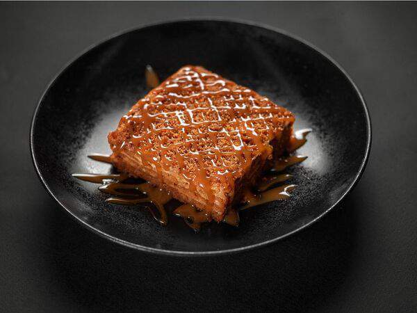 Mesto - Медовик