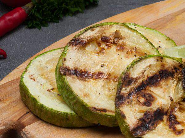 Мясо на углях - Цукини гриль