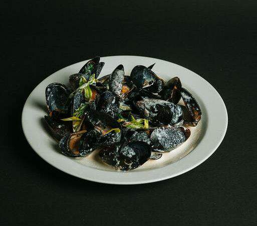 Wasabi - Мидии в соусе блю чиз