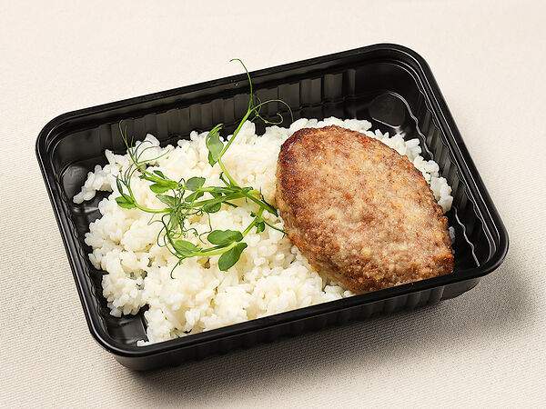 Gost Food - Котлета из щуки с рисом и соусом бешамель