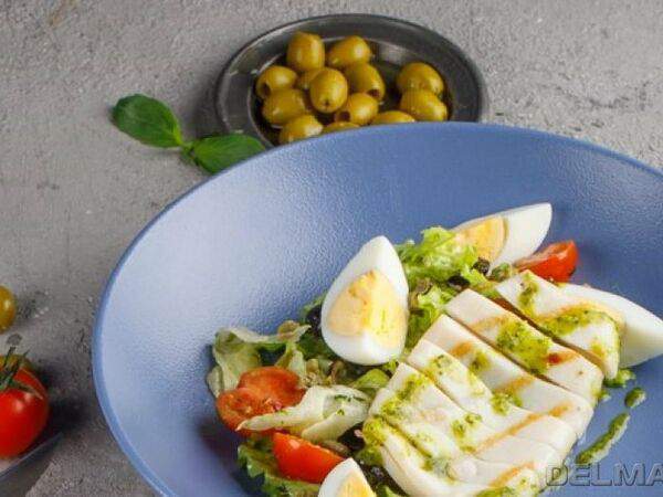 Кофейня №1 - Салат с кальмаром на гриле