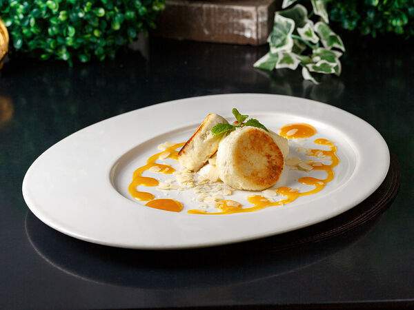 Крендель - Сырники с изюмом