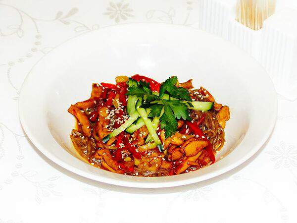 Авеню - Соба с грудкой и овощами