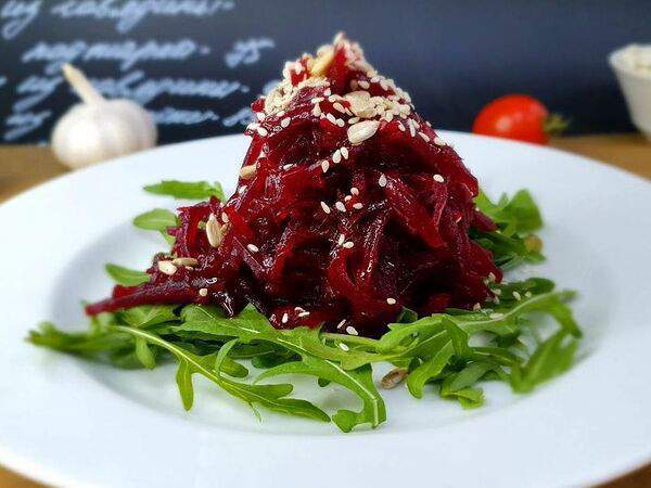 Goodfood - Салат свекла с рукколой