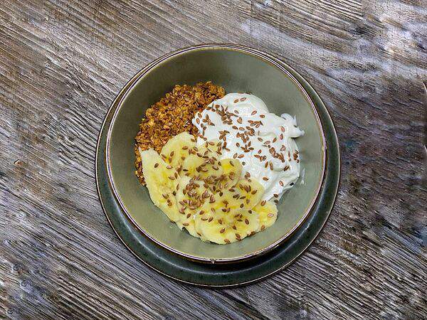 Gray House - Гранола с греческим йогуртом