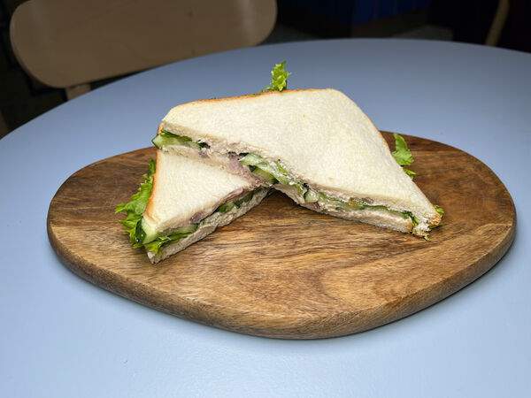 Тепло на Авроре - Сэндвич с тунцом