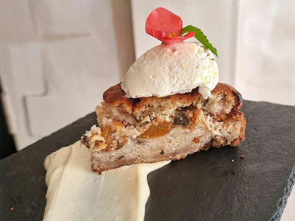 Кафе Маруся - Шарлотка с фейхоа