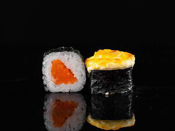 Cити ролл - Ролл запеченный с Лососем