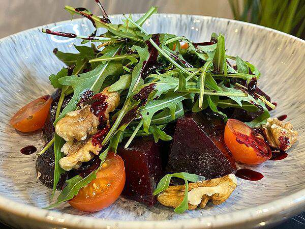 Агата - Печёная свёкла и крем из чернослива