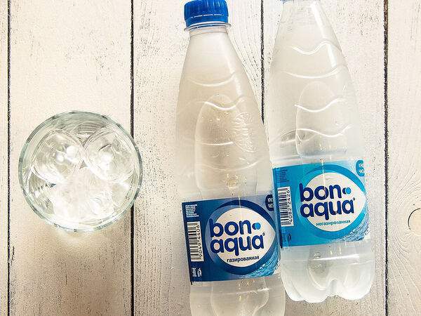Чебурекми - Вода BonAqua