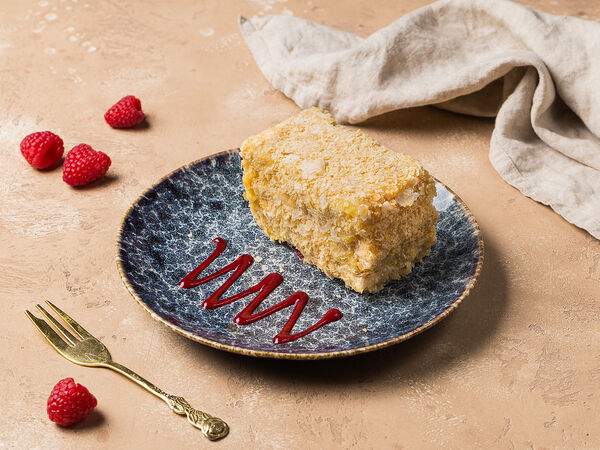 Chalet River Club - Наполеон малиновый