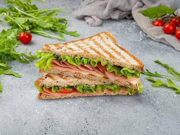 Магбургер №043 - Сэндвич классический с ветчиной