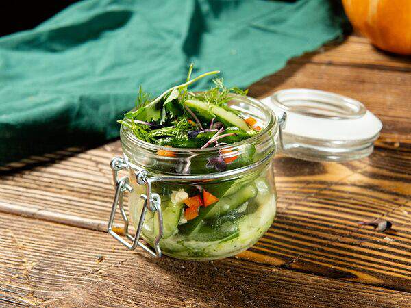 Gastro Pub Hooligans - Битые огурцы Пай Хуангуа