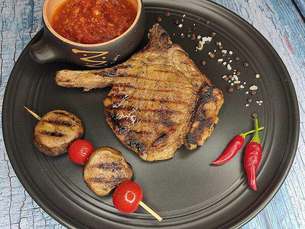 Аджика - Свиная корейка гриль