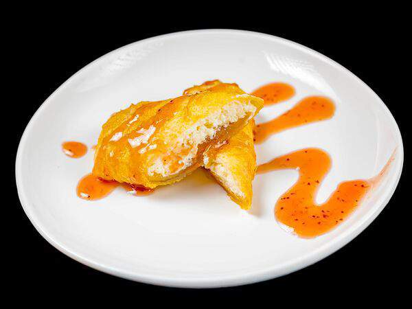 Wokmania - Спринг-ролл творожный с фруктами