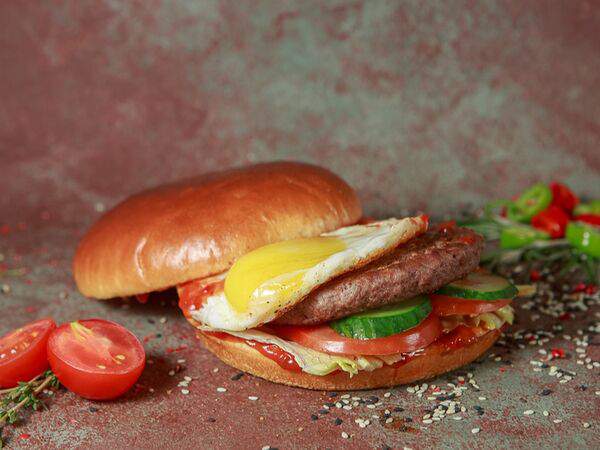 Kitchen Food - Биф с яйцом