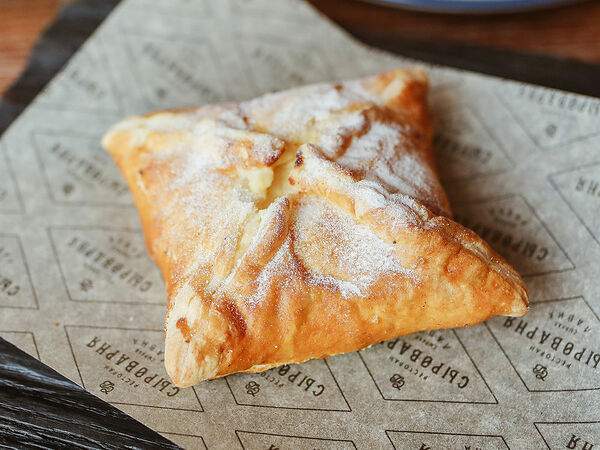 Сыроварня - Ватрушка с творогом